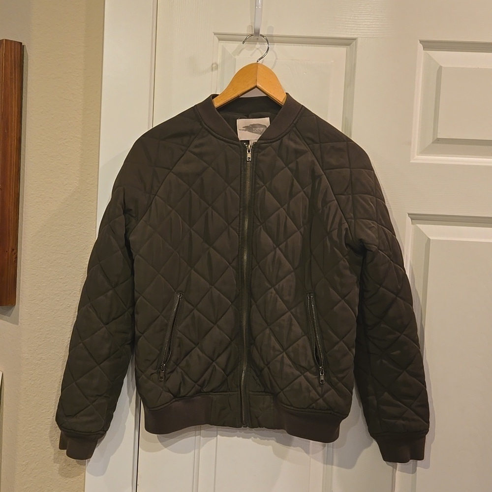 Forever 21 puffer